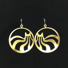 "Laid-back cats" hoop cat earrings, steel or gold-plated